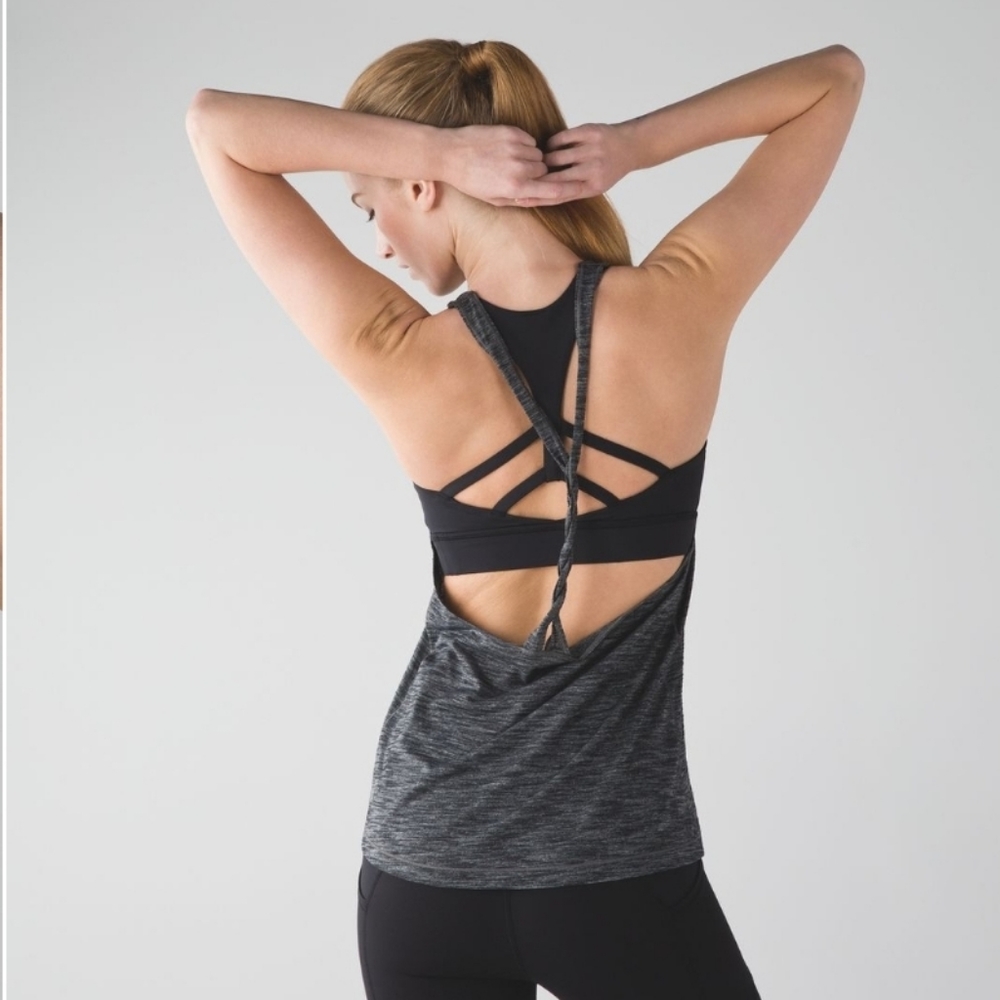 Lululemon Twist and Toil Tank Built in Bra